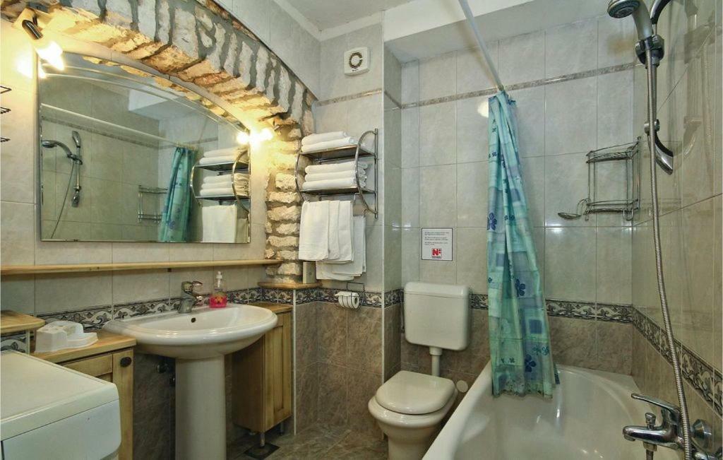 Mugeba 3 Bedroom Accommodation Poreč Extérieur photo
